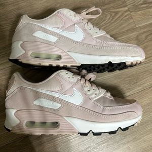 Air max 90- barely rose